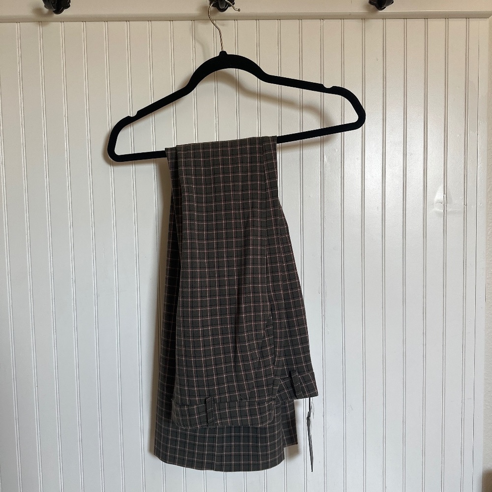 Vince Camuto Size 4 - Brand New with Tags - Green plaid